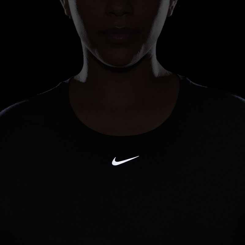 Koszulka Nike Dri-FIT One Luxe W DD0618-010 - obrazek 11