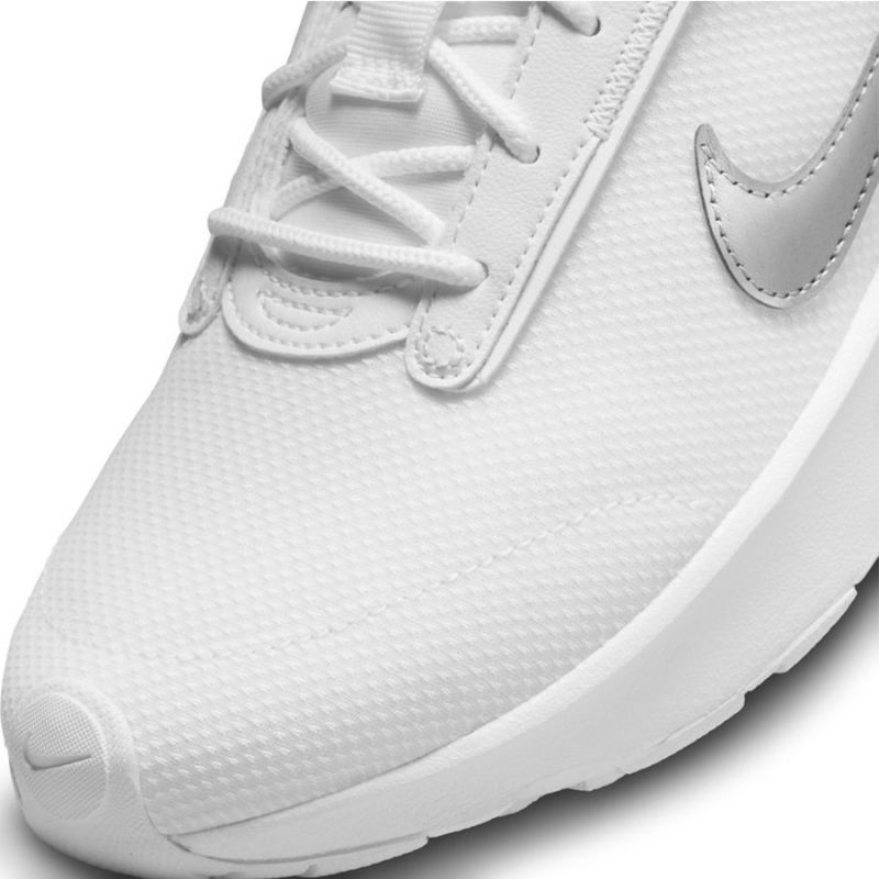 Buty do biegania Nike Air Max Intrlk Lite W DV5695 100 - obrazek 3