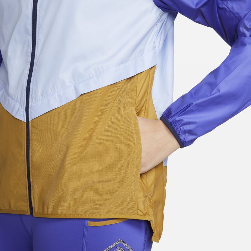 Kurtka Nike Shield W DC8041-468 - obrazek 4