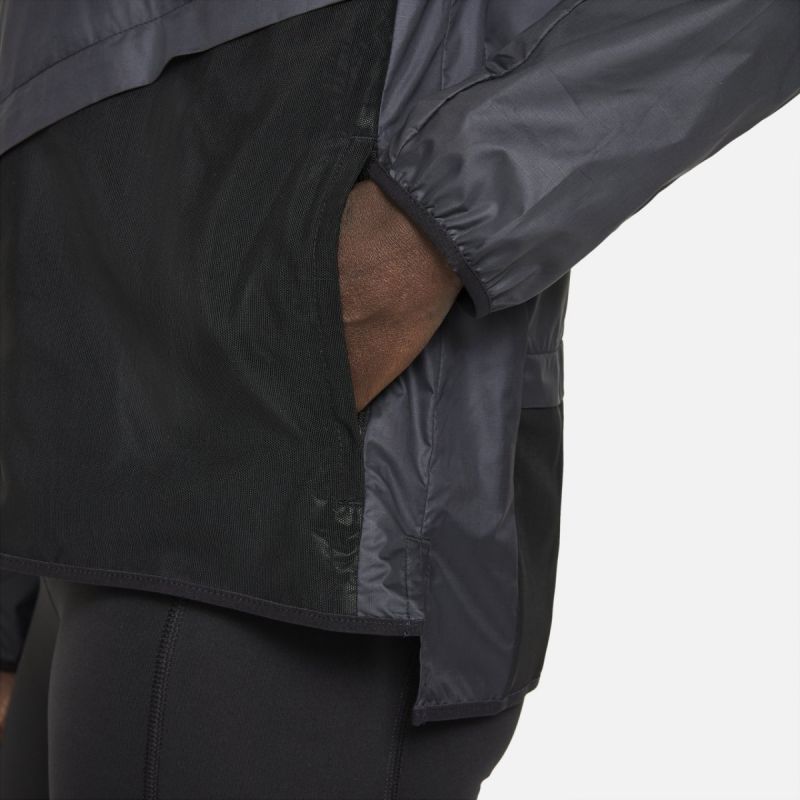 Kurtka Nike Shield W DC8041-010 - obrazek 15