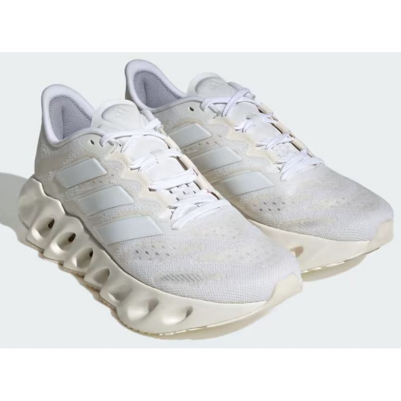 Buty adidas SWITCH FWD W ID1789 - obrazek 2